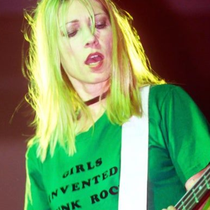 Kim Gordon: The Iconic Voice and Visionary of Alternative Rock - GiGi