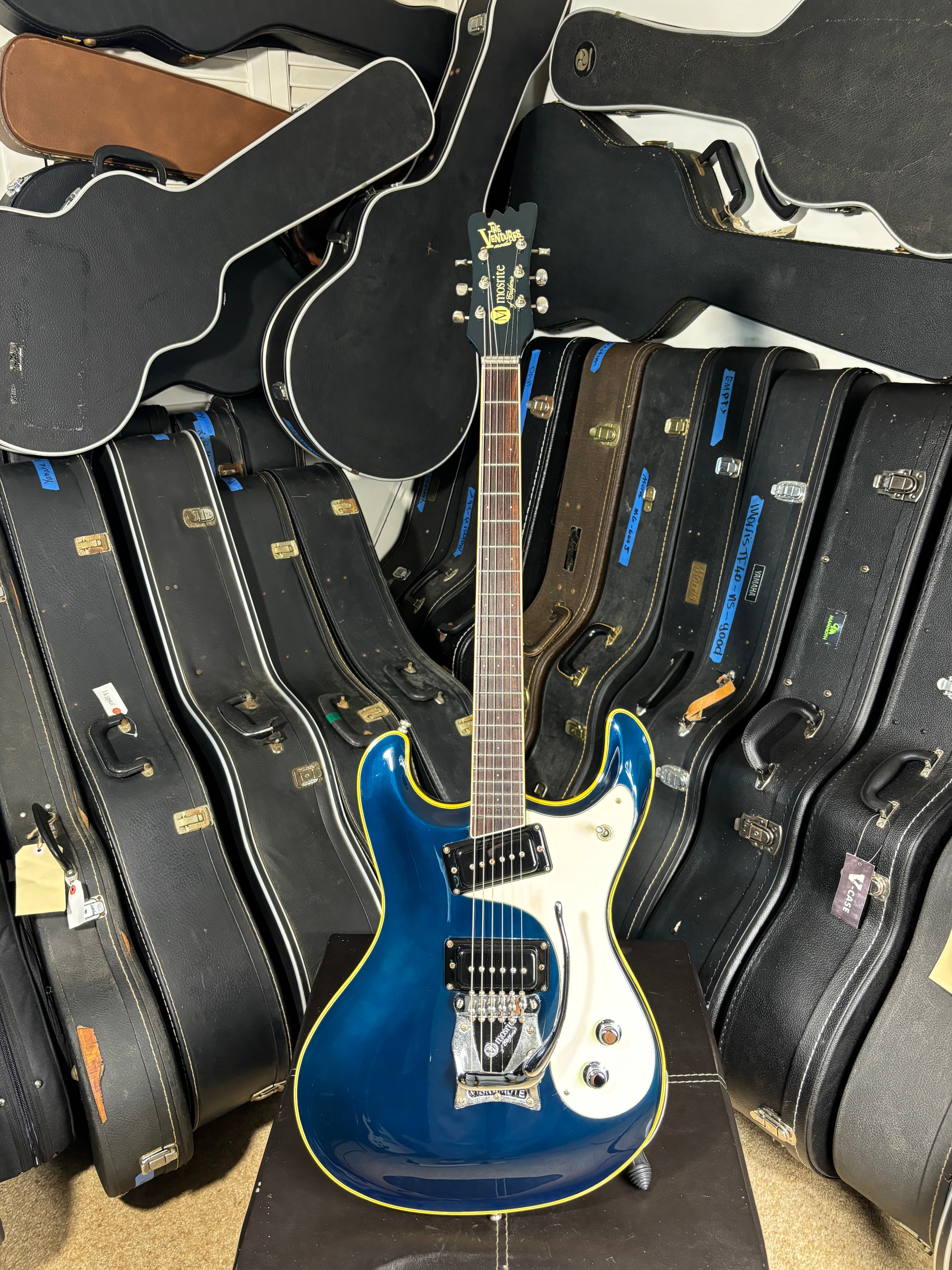 Mosrite Ventures of California – MIJ Super Custom '63 – 2009
