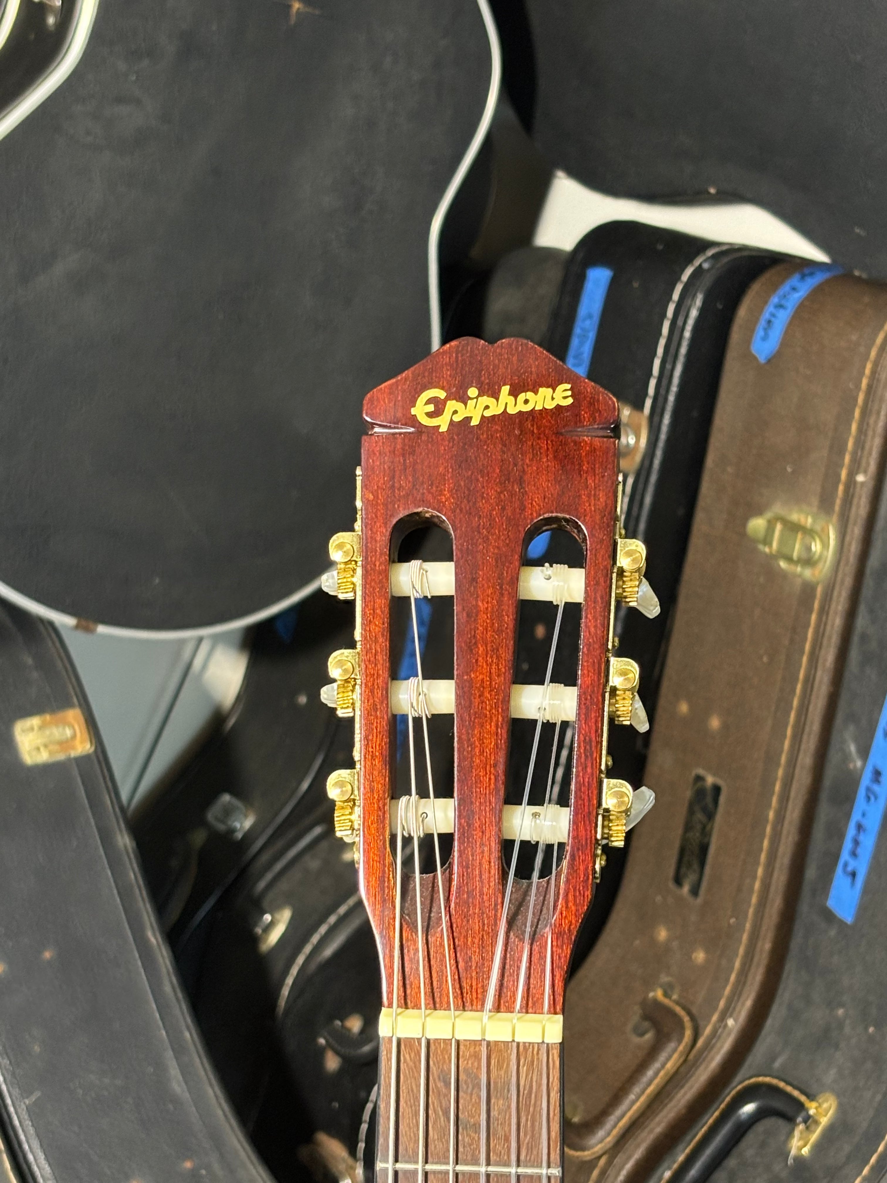 Epiphone Chet Atkins CEC – MIK – 1999 GiGi