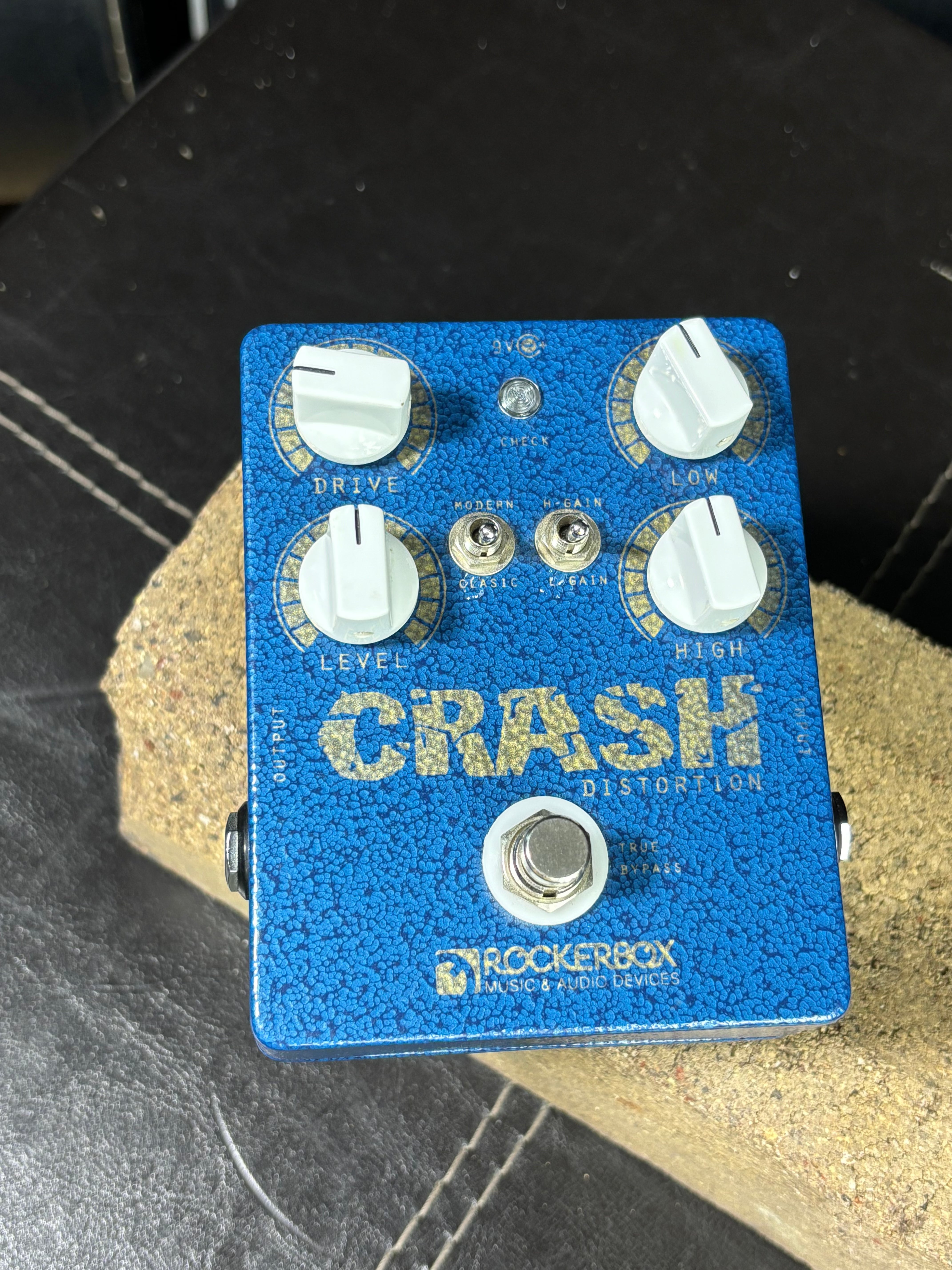 Rockerbox Crash – Distortion Pedal GiGi