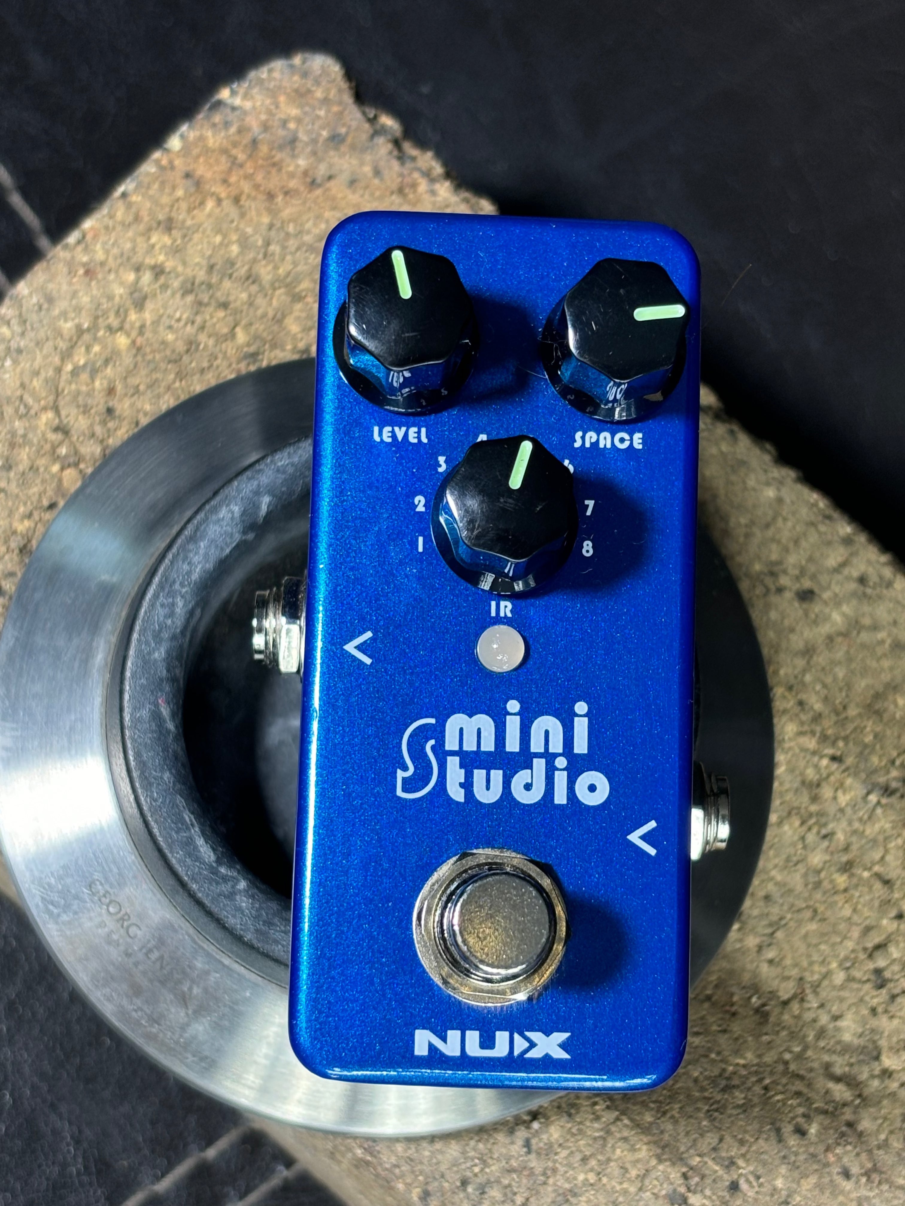 NU-X NSS-3 – Mini Studio IR Loader Pedal GiGi