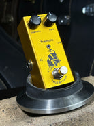 Tremolo Mini – Guitar Effect Pedal (Gold)