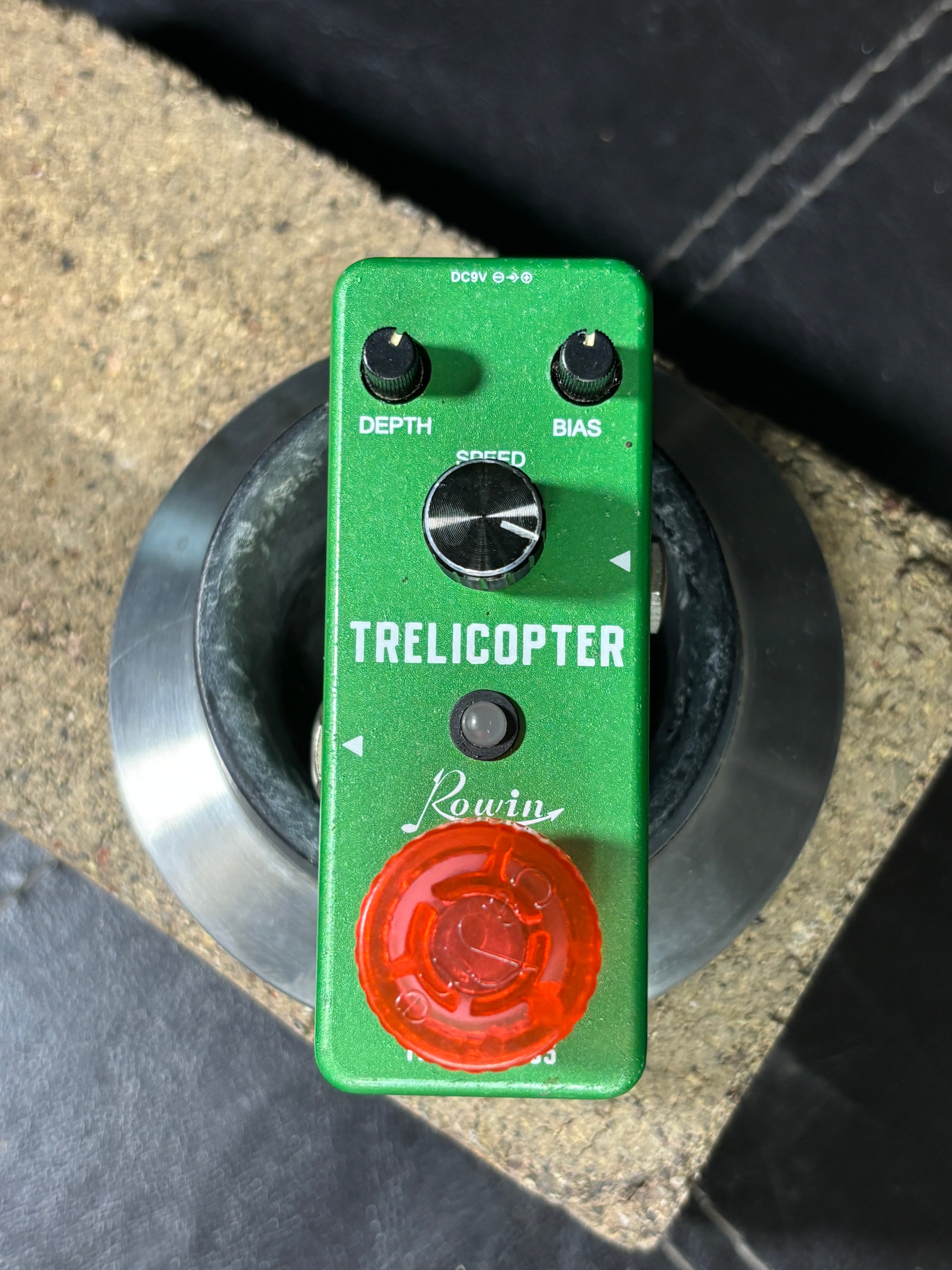Rowin Trelicopter – Multi-Effect Guitar Pedal