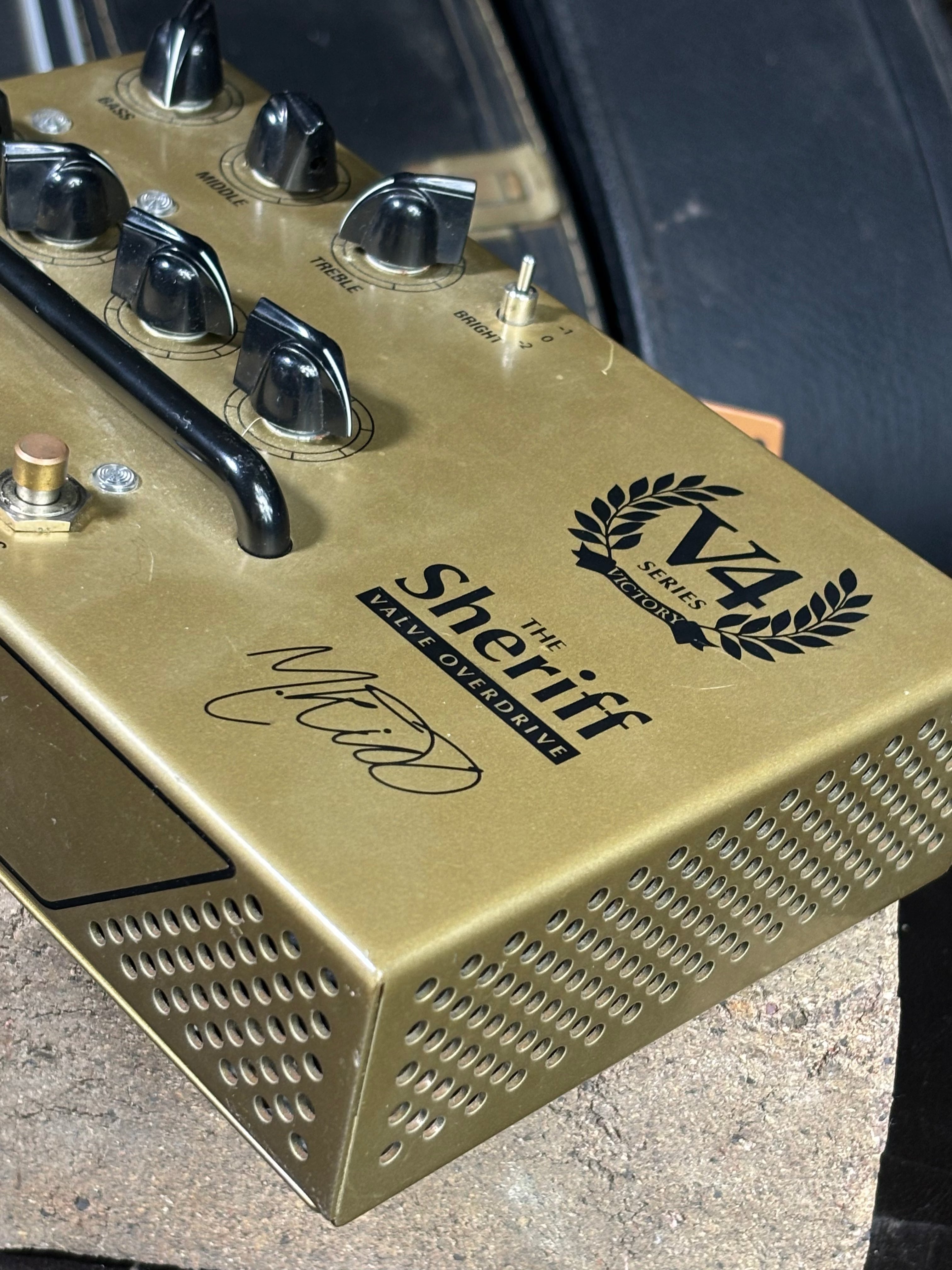 Victory V4 – The Sheriff Valve Overdrive Pedal GiGi