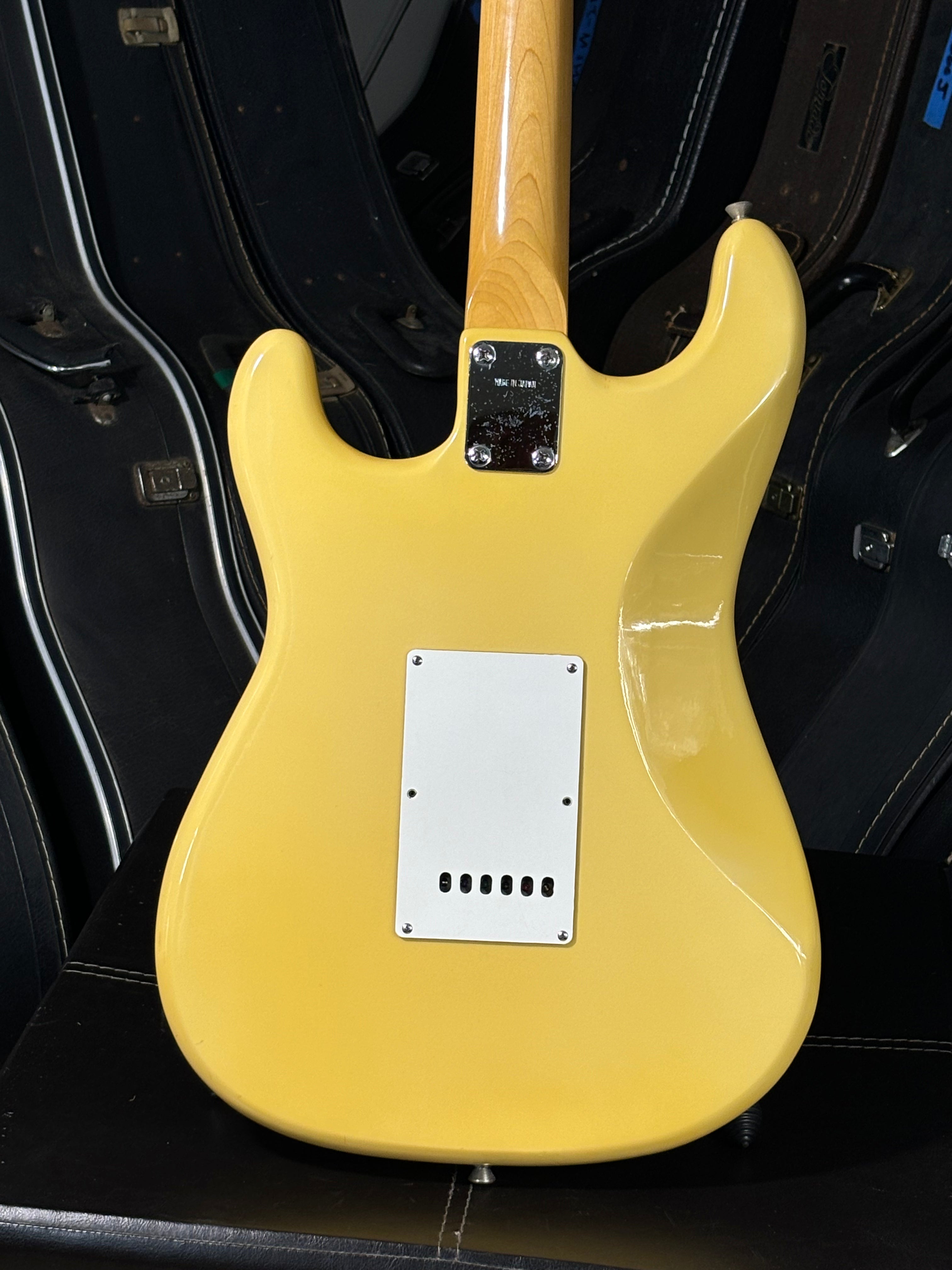 Fresher Straighter FS3310W – 1970s GiGi