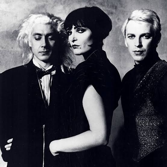 Siouxsie and the Banshees - GiGi