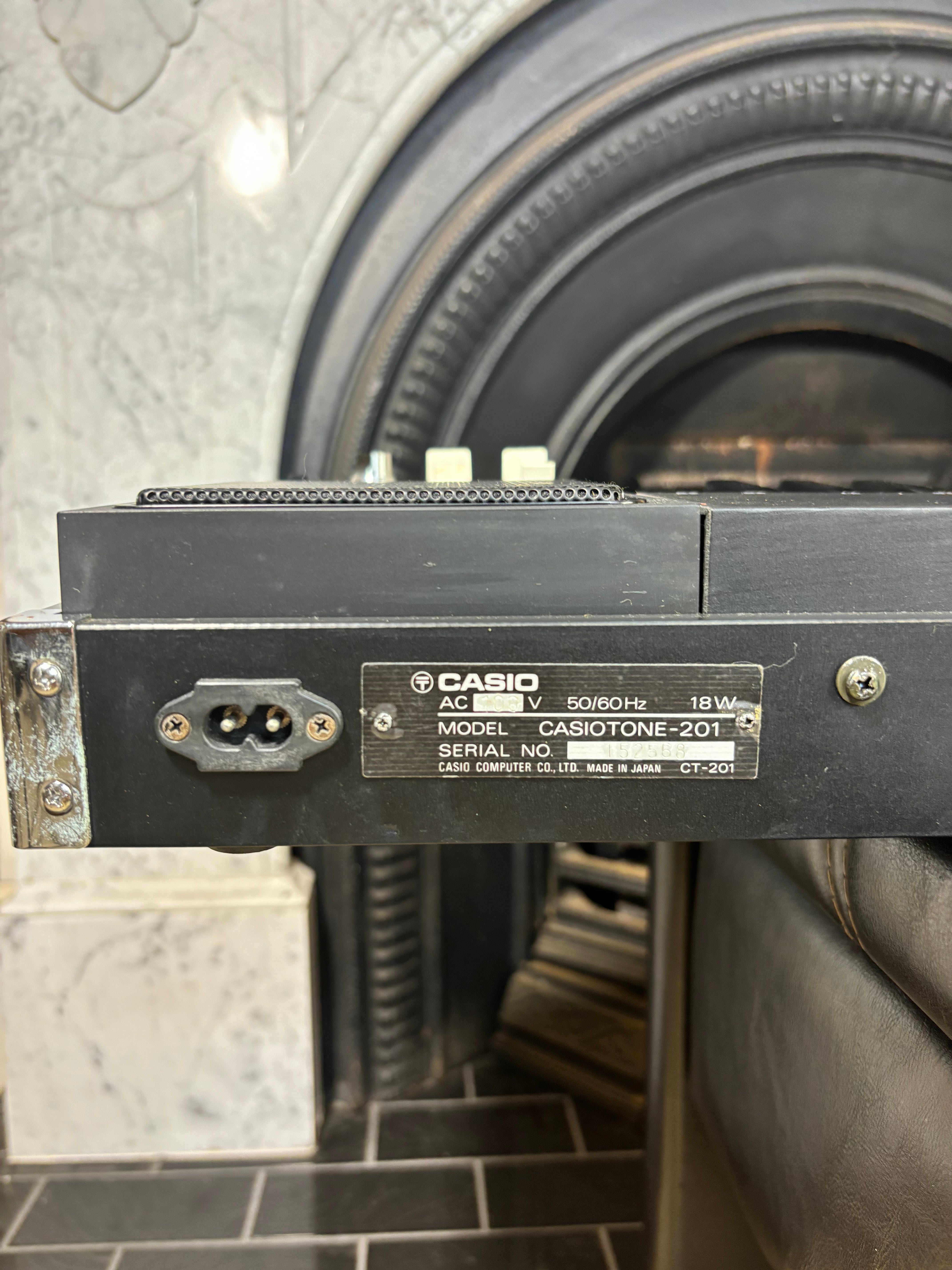 Casiotone_201 Power supply