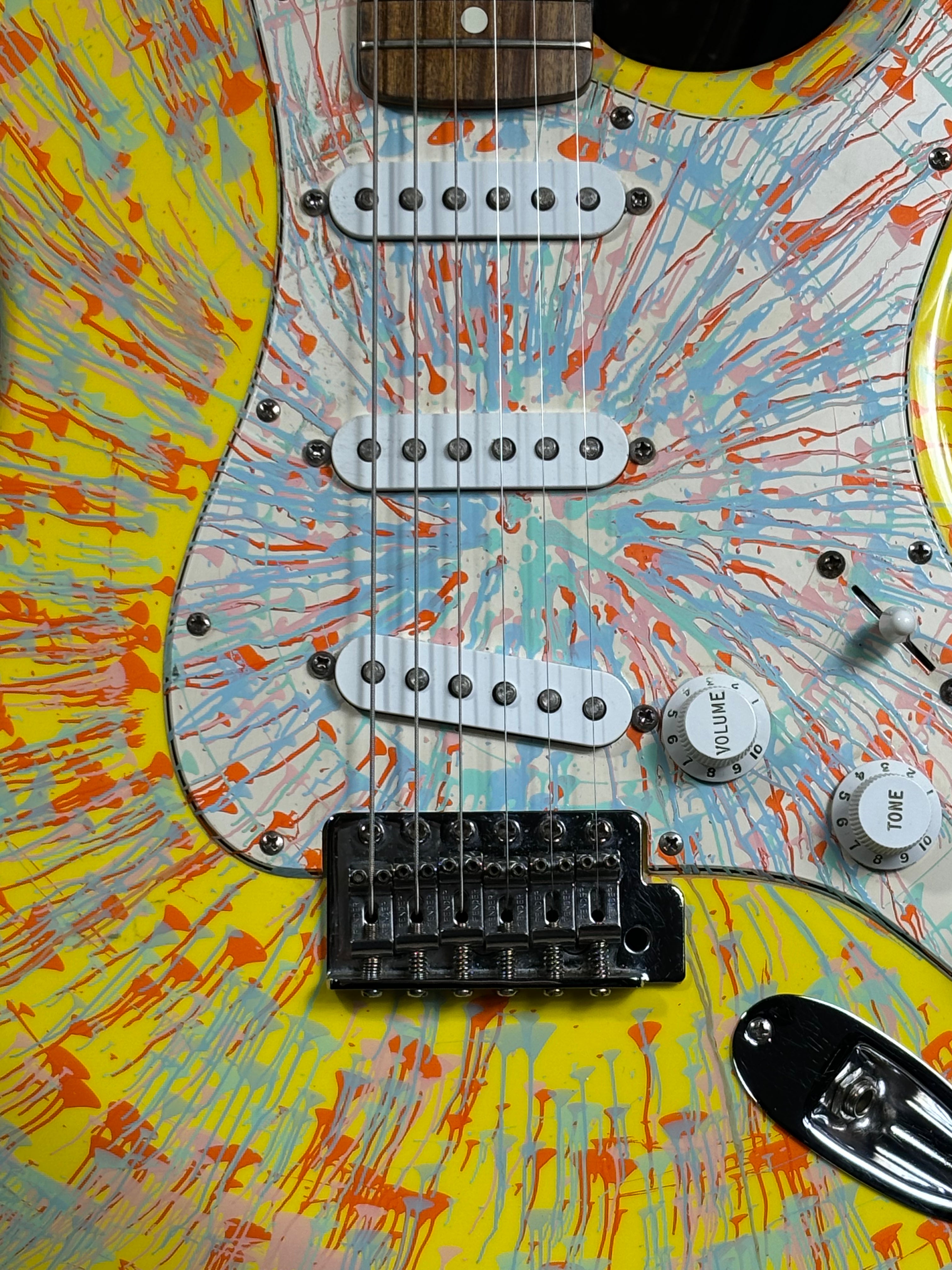 Fender Splatter Stratocaster – Limited Edition – 2003