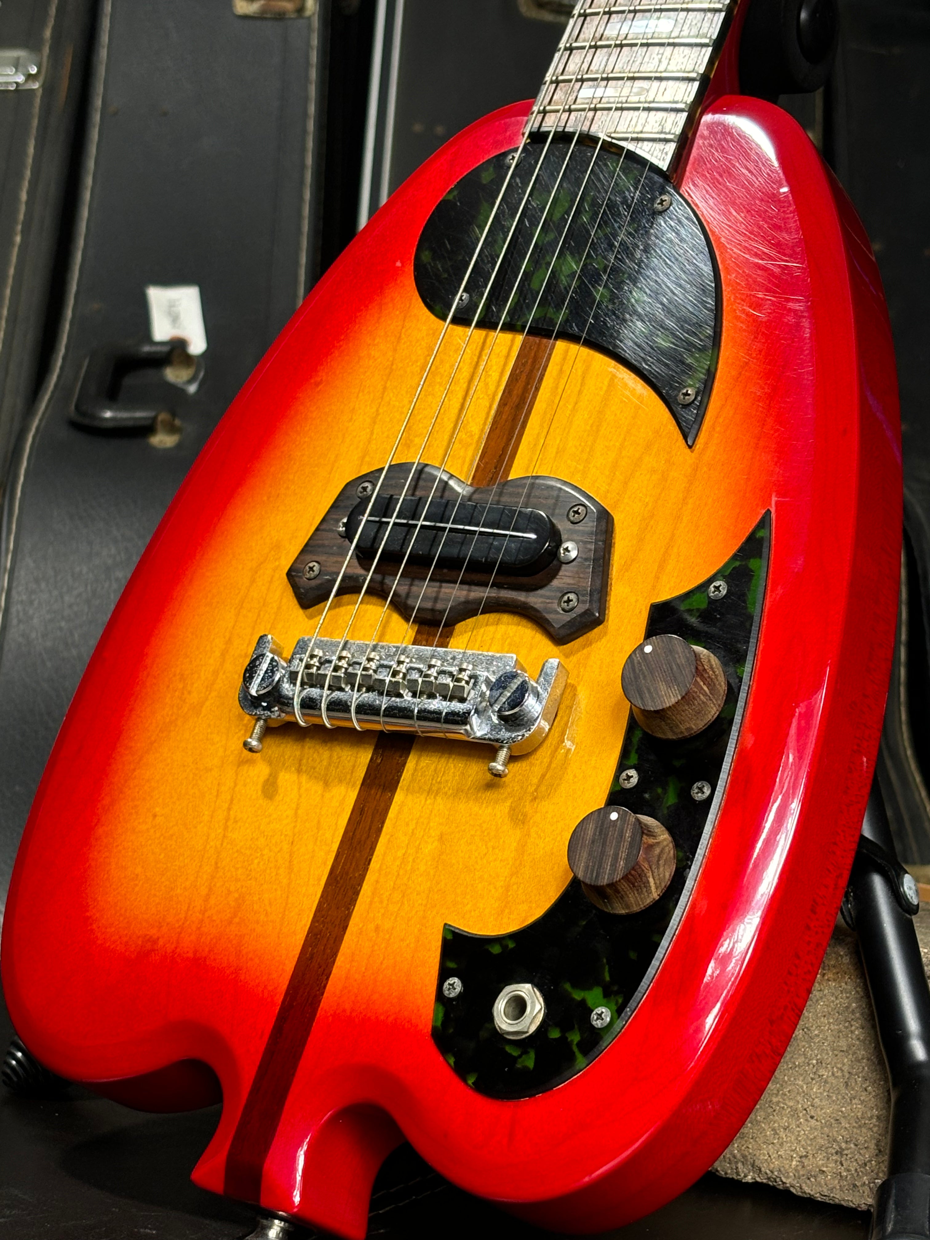 H.S. Anderson Houston HS-A1 “Apple Guitar” – MIJ – 80s