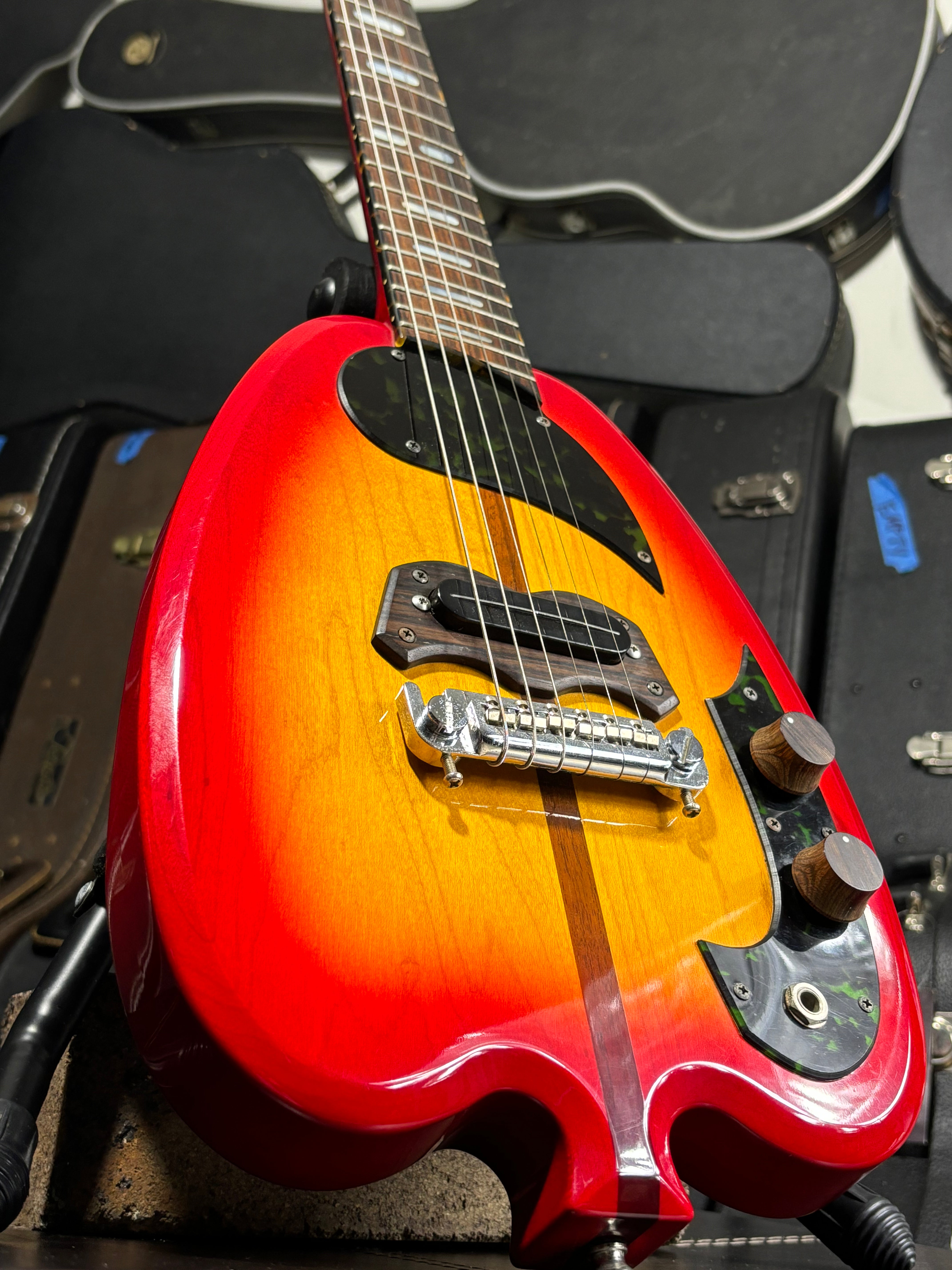 H.S. Anderson Houston HS-A1 “Apple Guitar” – MIJ – 80s