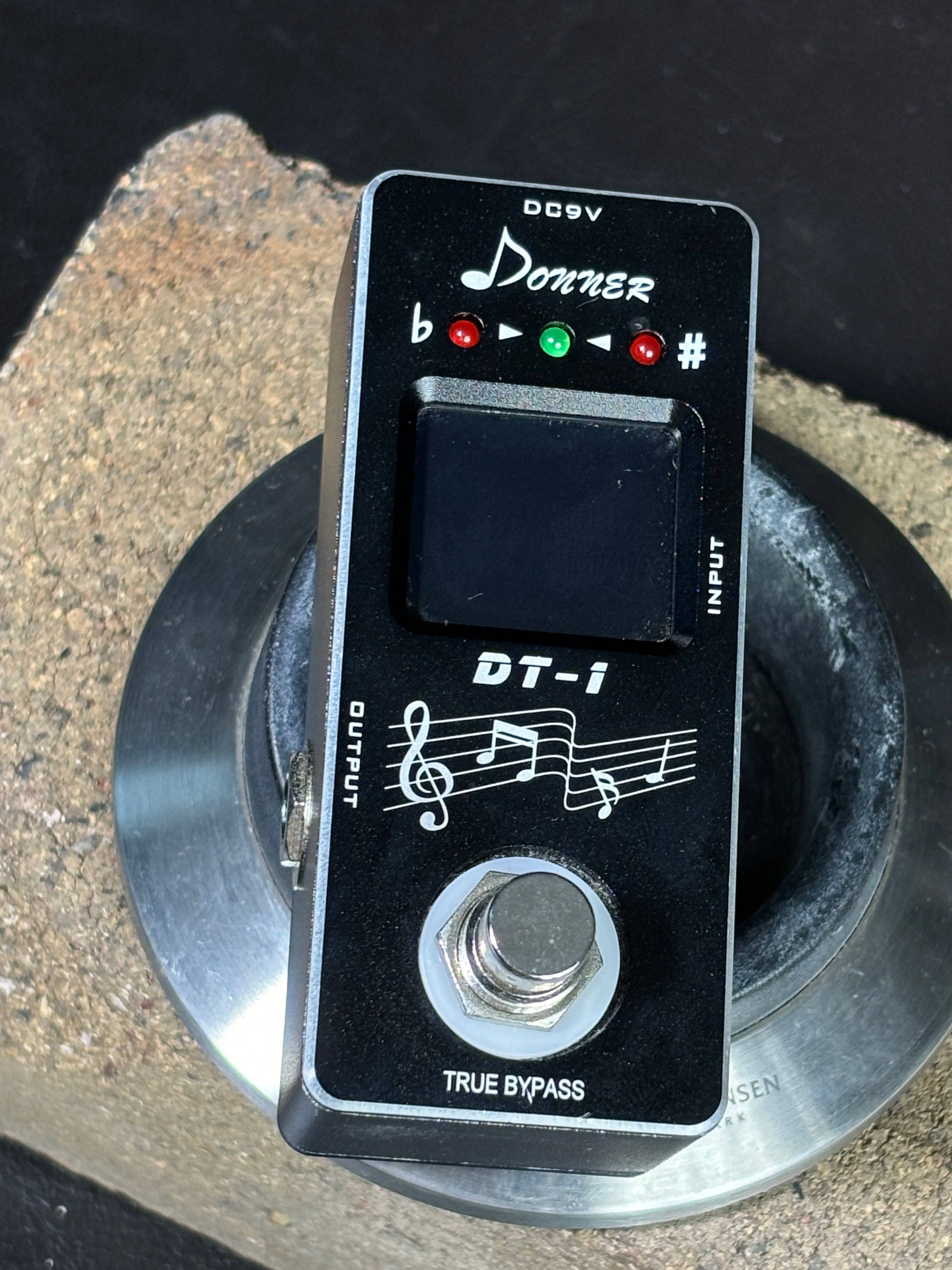 Donner DT-1 – Chromatic Guitar Tuner Pedal