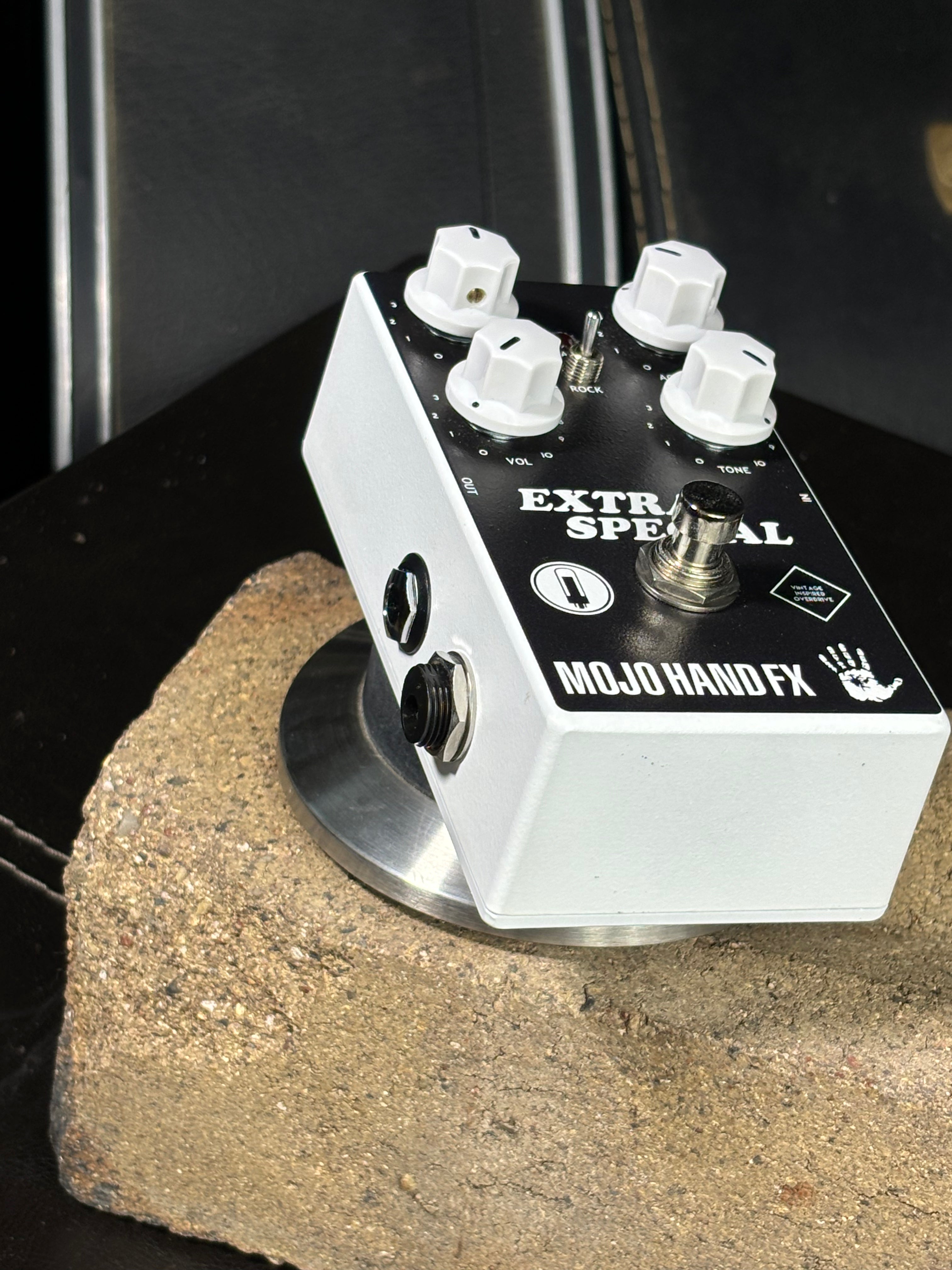 Mojo Hand FX Extra Special High Gain – DMBL Overdrive Pedal