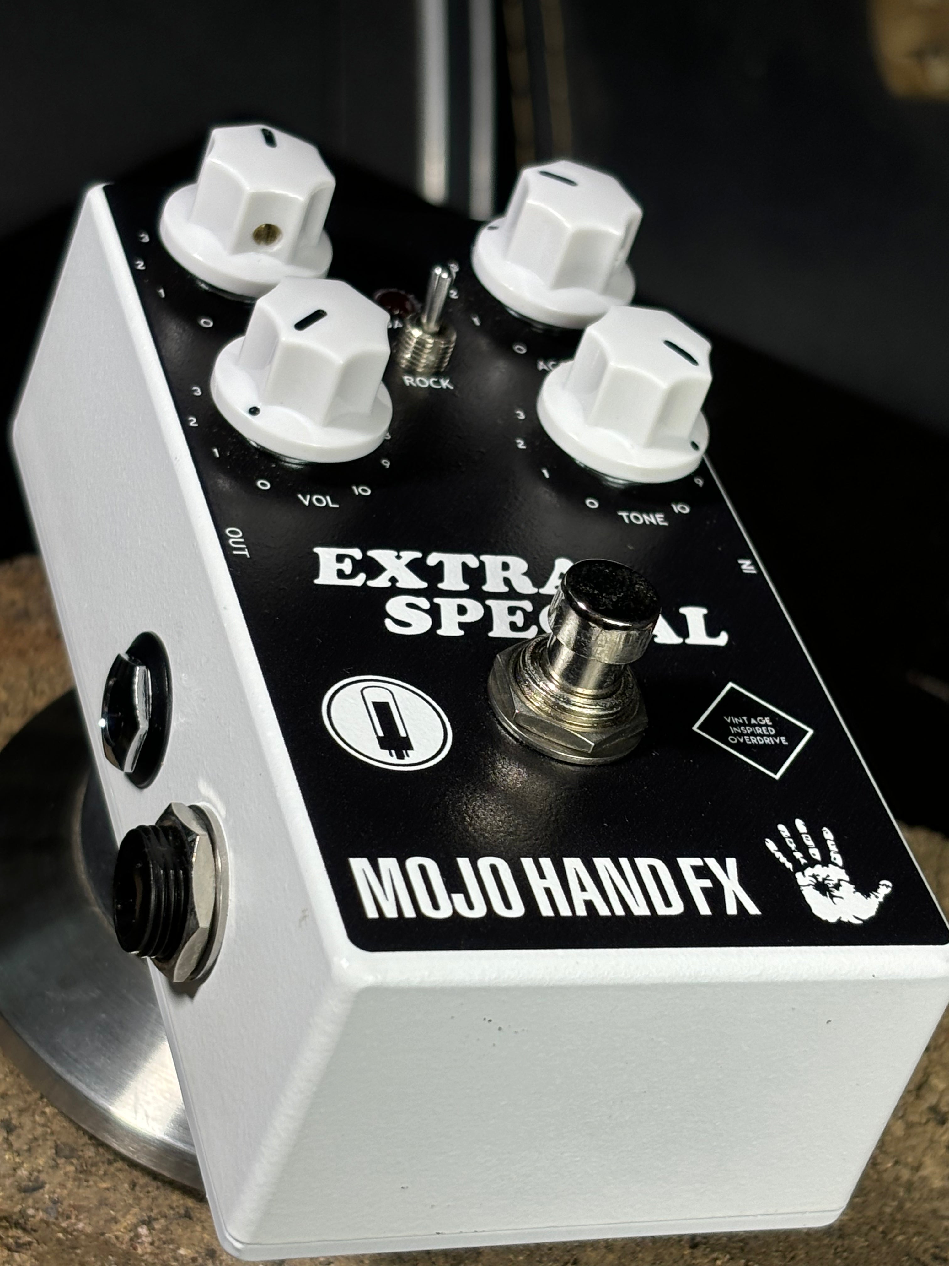 Mojo Hand FX Extra Special High Gain – DMBL Overdrive Pedal